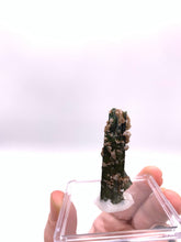 Load image into Gallery viewer, Green Tourmaline Gemstone