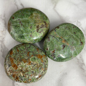 Chrysoprase Palm Stone